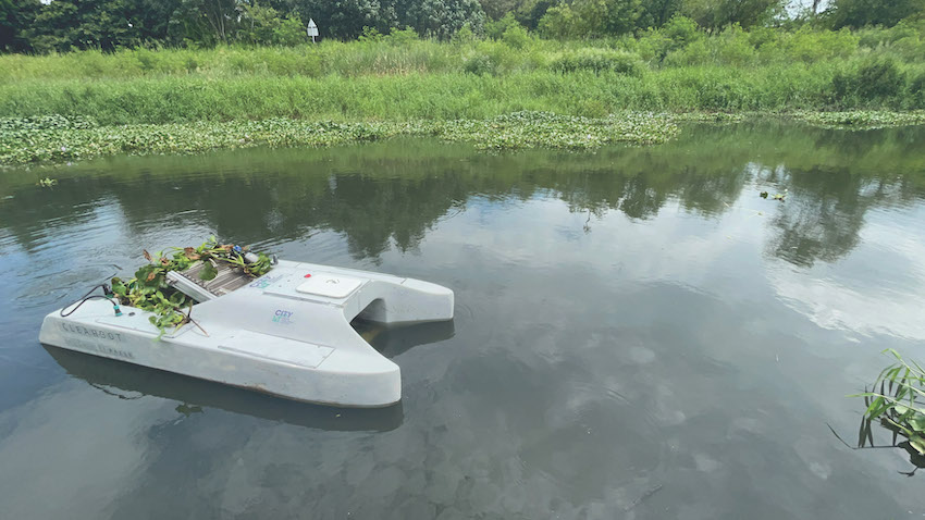 Self-Driving Boats Powered by AI & Clean Energy