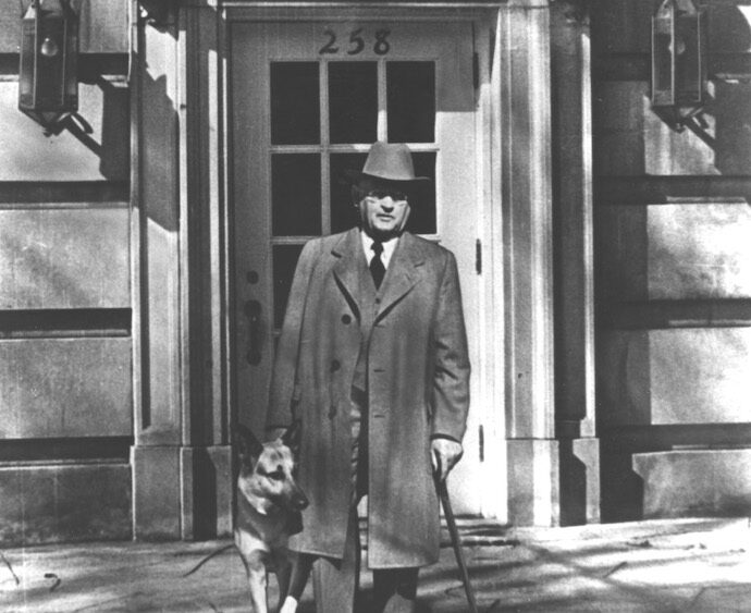 1949 WKK dog at wkkf_web