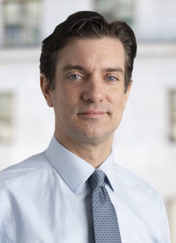 Headshot of Oscar Karlsson