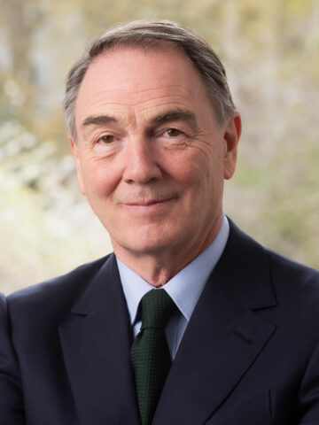 Headshot of Alan Parker