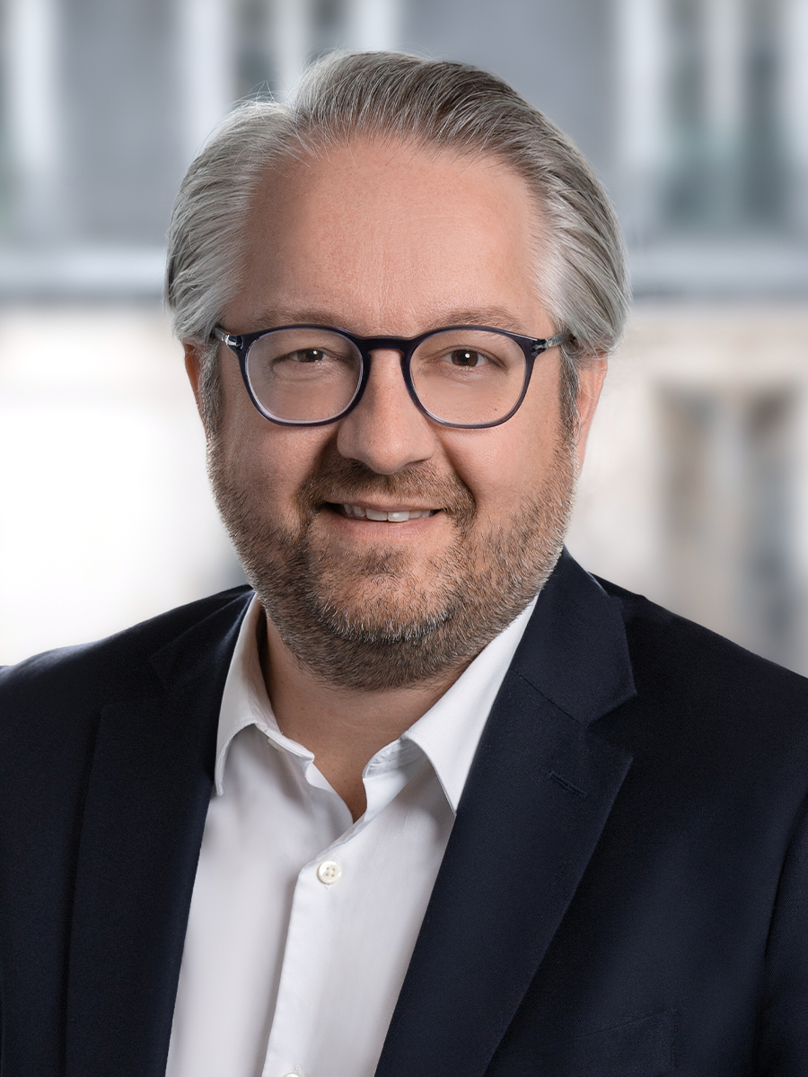 Headshot of Guillaume Maujean