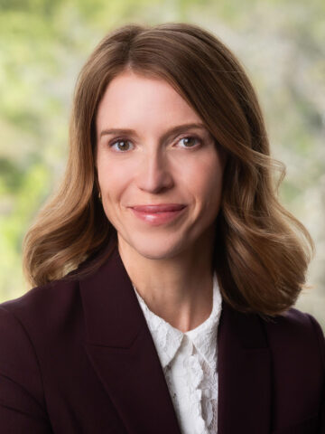 Headshot of Joanna Donne