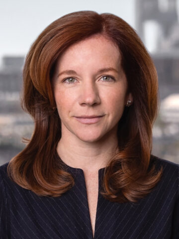 Headshot of Lauren Nadig