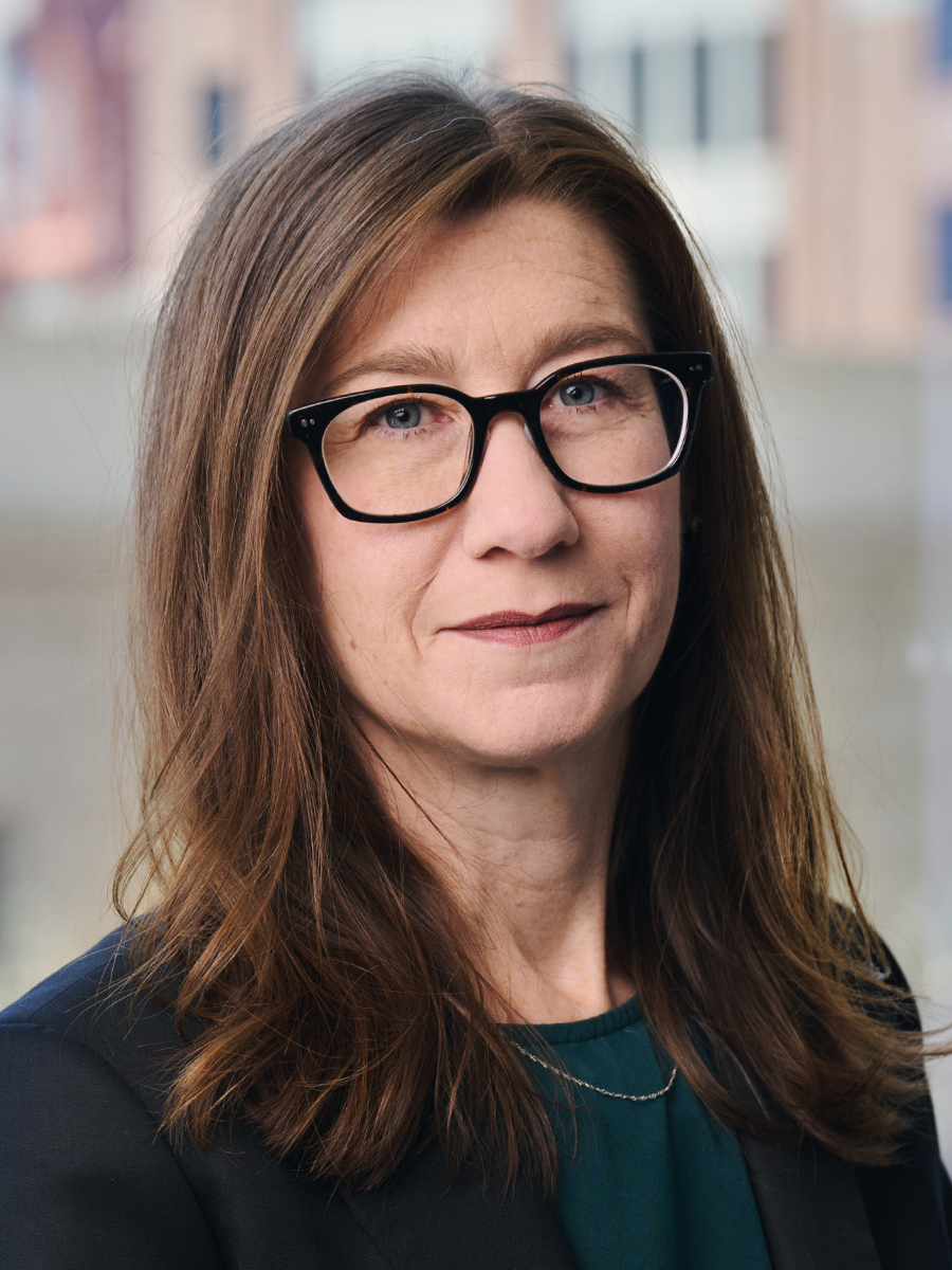 Headshot of Mara Riemer